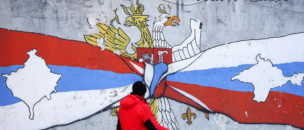 Zeugin des Konflikts: Mauer in der geteilten kosovarischen Stadt Mitrovica