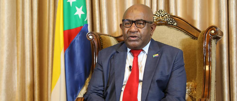 220119 -- MORONI, Jan. 19, 2022 -- Comorian President Azali Assoumani speaks in an interview with Xinhua in Moroni, the Comoros, on Jan. 13, 2022. TO GO WITH Interview: China plays leading role for fairer, more prosperous world, says Comorian president COMOROS-MORONI-COMORIAN PRESIDENT-INTERVIEW DongxJianghui PUBLICATIONxNOTxINxCHN