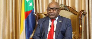 220119 -- MORONI, Jan. 19, 2022 -- Comorian President Azali Assoumani speaks in an interview with Xinhua in Moroni, the Comoros, on Jan. 13, 2022. TO GO WITH Interview: China plays leading role for fairer, more prosperous world, says Comorian president COMOROS-MORONI-COMORIAN PRESIDENT-INTERVIEW DongxJianghui PUBLICATIONxNOTxINxCHN