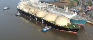 Wie in Brunsbüttel könnte es auch vor Rügen bald ein LNG-Terminal geben. 