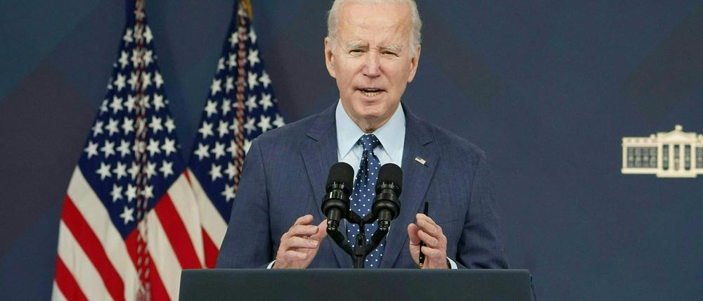 US President Joer Biden speaks about the administration's response to recent aerial objects at the White House House in Washington, DC, on February 16, 2023. - Biden addressed Americans  about a sophisticated Chinese balloon and three subsequent unidentified aerial objects shot down over North America this month. (Photo by MANDEL NGAN / AFP)