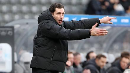 Für Trainer Sandro Schwarz gab es am neuen System vor einer Woche noch einiges nachzujustieren.