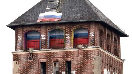 Der alte Landtag auf dem Brauhausberg sieht nun schon seit Tagen so aus.