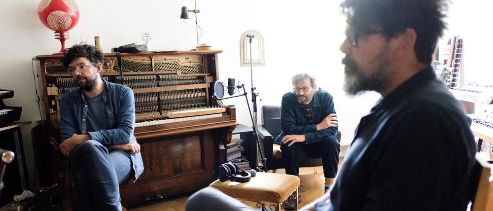 The Notwist im Wohnzimmerstudio.