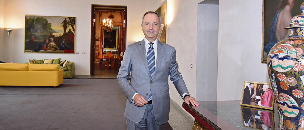 Mag Kunst und Filme. Der italienische Botschafter in Berlin, Armando Varricchio, ist gebürtiger Venezianer.