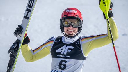 Lena Dürr freut sich über den dritten Platz.