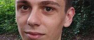 Nick aus Döbern in Brandenburg wird in Kapstadt vermisst.