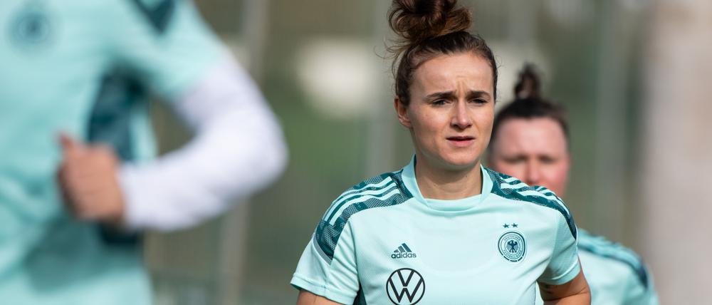 Spricht ein großes Problem an. Nationalspielerin Lina Magull.
