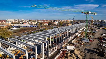 Der Beton von Sonocrete wird auch beim Bahnwerk in Cottbus eingesetzt. 