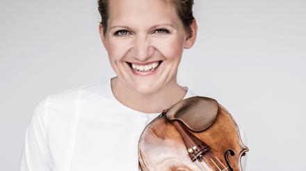 Vineta Sareika-Völkner stammt aus Lettland und spielt seit 2022 bei den Berliner Philharmonikern. 