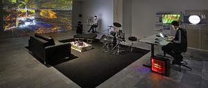 Roman Lipski in seinem „Living Studio“, das von 23. bis 26. Februar in der Julia Stoschek Collection aufgebaut ist.