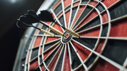 Der Darts Profi-Sport wird beliebter, dadurch steigt auch der Umsatz des Berliner Start-ups MyDartpfeil.