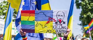 Auch beim CSD in München wurde auf die Situation queerer Menschen in der Ukraine aufmerksam gemacht.
