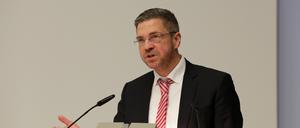 Oberbürgermeister Mike Schubert, SPD.