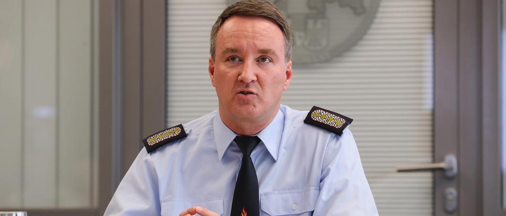Der gebürtige Westfale Ralf Krawinkel leitet seit 1. Januar 2019 die Potsdamer Feuerwehr.