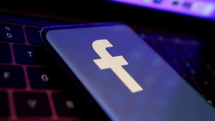 Facebook-Logo.