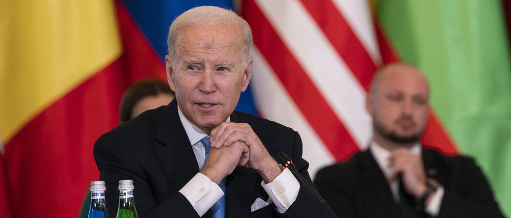 Joe Biden, Präsident der USA, spricht während eines Treffens mit den Staats- und Regierungschefs der Bukarester Neun, einer Gruppe von neun Ländern, die die Ostflanke der NATO bilden.