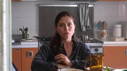Simona Distefano als Maria Concetta Cacciola in der britisch-italienischen Anti-Mafia-Serie „The Good Mothers“. 