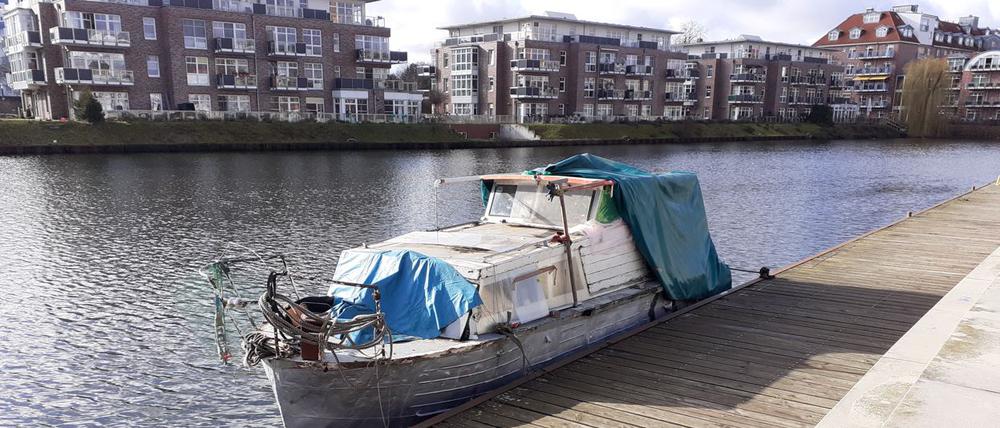 Schrottboot im Nordhafen