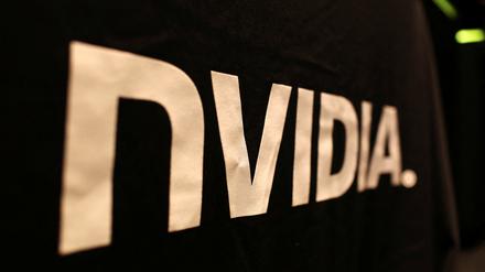 FILE PHOTO: The logo of technology company Nvidia is seen at its headquarters in Santa Clara, California February 11, 2015.  REUTERS/Robert Galbraith  (UNITED STATES - Tags: SCIENCE TECHNOLOGY BUSINESS LOGO)/File Photo