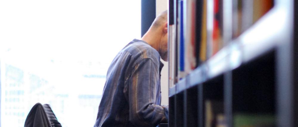 Plagiate in wissenschaftlichen Arbeiten sind jüngster Zeit wiederholt aufgedeckt worden. Im aktuellen Fall geht es allerdings um ein nicht-wissenschaftliches Buch.