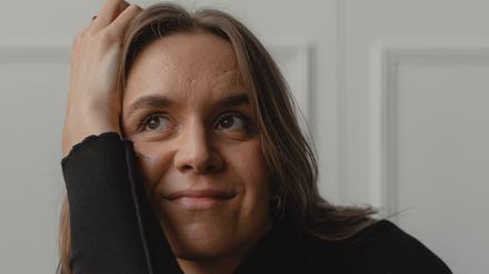 Laura Ramoso, kanadische Comedian