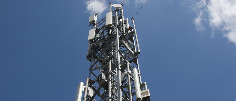 Ein Mobilfunkmast im Berliner Ortsteil Schmöckwitz.