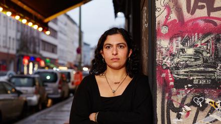 Porträts zum Thema Erdbebenangehörige in Berlin für das Berlin-Buch. Zweite Protagonistin: Bilge Bozkurt. Freitag 24.02.23
