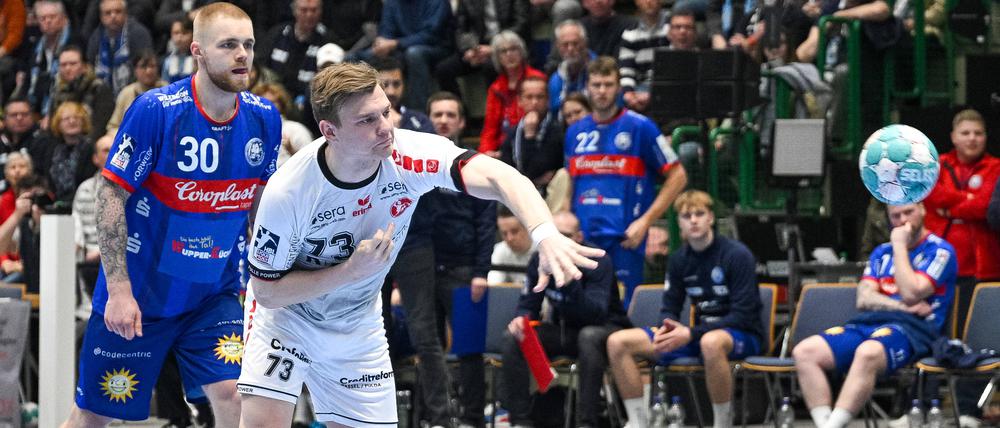 Timo Kastening spielt mit Melsungen am Sonntag bei den Füchsen in Berlin.