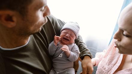 Sich um ein Baby zu kümmern, kann die Nerven stark beanspruchen.