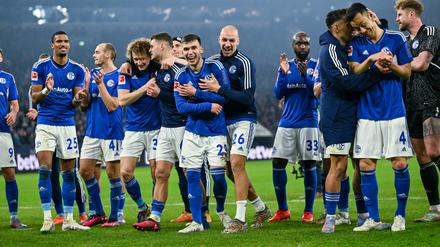 Die Schalker glauben wieder an sich und sind nun wieder voll im Rennen um den Klassenerhalt.