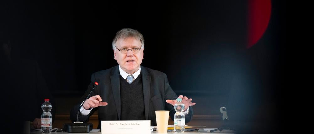 Stephan Bröchler, Landeswahlleiter, spricht bei der Sitzung des Landeswahlausschusses zur Wiederholungswahl. Nach der Sitzung wird das amtliche Endergebnis der Berliner Wiederholungswahl vorgestellt.