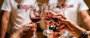 Alkohol ist auch in geringen Mengen gesundheitsschädlich.