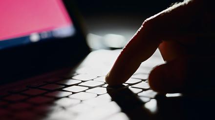 Hand Of A Person Typing On Laptop Copyright: xAndreyPopovx Panthermedia28102187