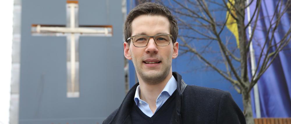 Jan Kingreen wechselte vom Berliner Dom nach Potsdam und ist ab 1. März neuer Pfarrer der Garnisonkirchgemeinde. Am Sonnabend um 18 Uhr wird er in der Nikolaikirche in das neue Amt eingeführt.