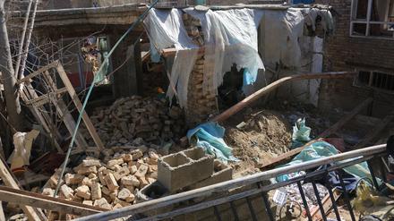 In der afghanischen Hauptstadt Kabul haben die Sicherheitskräfte der regierenden Taliban bei einer Razzia zwei Mitglieder der Terrormiliz Islamischer Staat (IS) getötet. 