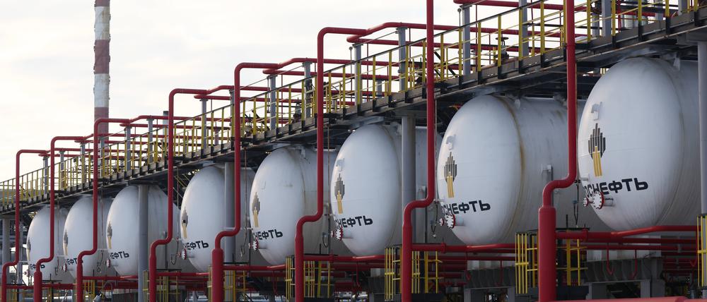 In Tanker gelagertes russisches Öl.