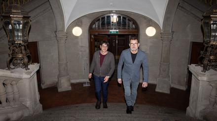 Dirk Kummer (li) und Matthias Freihof zurück am alten Drehort in Pankow.