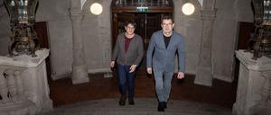 Dirk Kummer (li) und Matthias Freihof zurück am alten Drehort in Pankow.