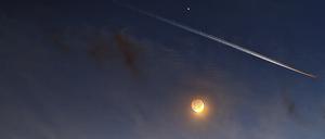 Österreich, Wien am 23.02.2023: Blick auf die Planeten Venus und Jupiter am Abendhimmel.