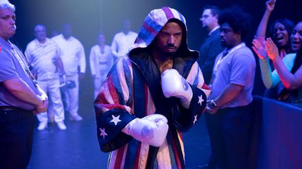 Adonis Creed (Michael B. Jordan) kehrt für seinen allerletzten Kampf noch einmal aus dem Vorruhestand zurück.