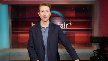 Louis Klamroth in der ARD-Talkshow „Hart aber fair“ im Studio Adlershof.