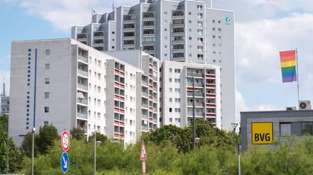 Regenbogenfahne. Marzahn-Hellersdorf ist queerer als gedacht.