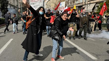 Protestierende in Griechenland.