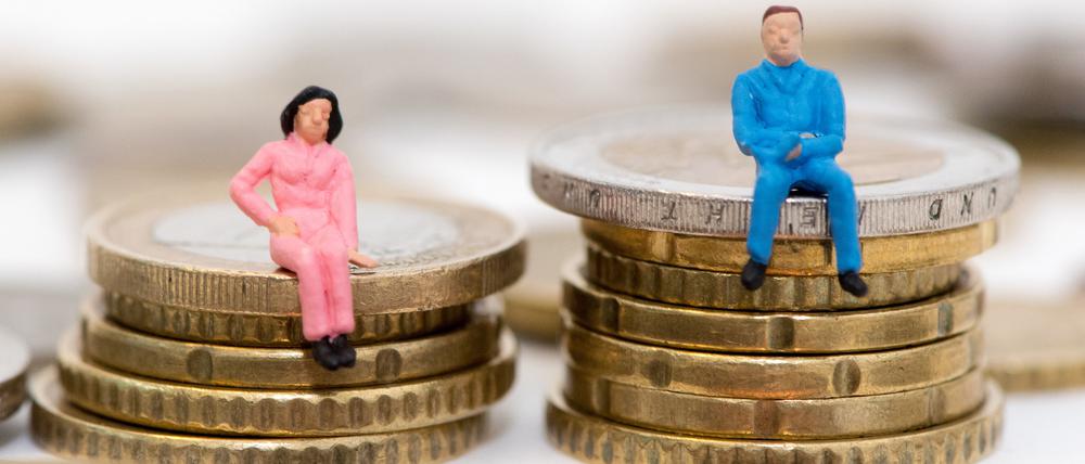 Frauen verdienen durchschnittlich weniger als Männer. 
