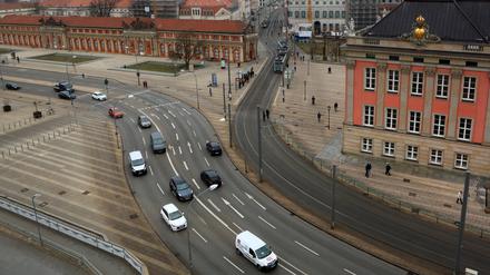 Verkehr in Potsdam. Breite Straße