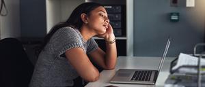 Wer die Seminararbeit zu lange vor sich herschiebt, schadet auch seiner Gesundheit.