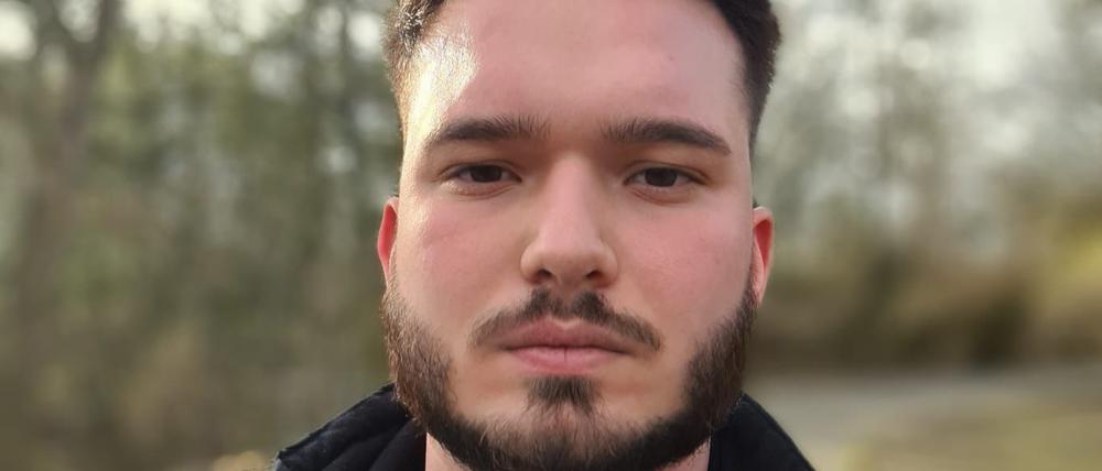 Gabriel Tatintsian war zufällig vor Ort und kümmerte sich als Ersthelfer um den verletzten 18-Jährigen, der blutüberströmt auf der Karl-Liebknecht-Straße in Babelsberg lag.