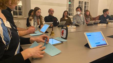 Planspiel zur Bezirkspolitik entwickelt vom Verbund der öffentlichen Bibliotheken Berlins, kurz VÖBB, gemeinsam mit Tagesspiegel Bezirke und der Planspielagentur planpolitik. Hier in der Berliner Stadtbibliothek, ZLB Breite Straße.