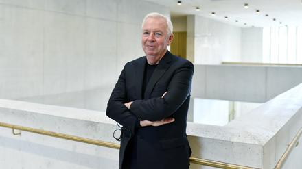David Chipperfield im Erweiterungsbau des neuen Kunsthaus Zürich. 